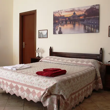 Ianus Guest House